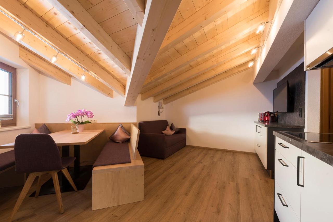 Landhaus Strolz Sankt Anton am Arlberg Dış mekan fotoğraf