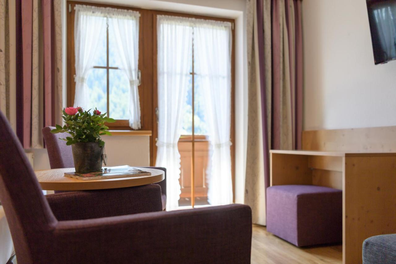 Landhaus Strolz Sankt Anton am Arlberg Dış mekan fotoğraf
